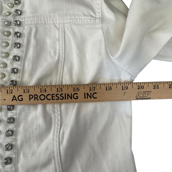 Chico’s Platinum White Embellished Jacket Sz 1 (M) Pearl & Rhinestone Trim M6 - Picture 5 of 10